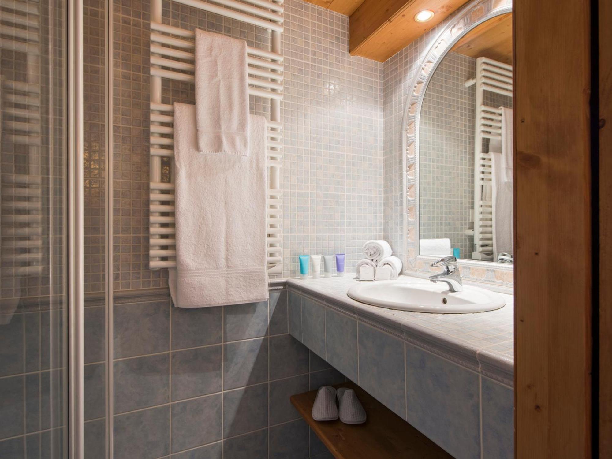 Chalet Traditionnel A 1850, Vaste, Bien Situe, Ideal Pour Familles, 10-11 Pers. - Fr-1-575-203 Courchevel